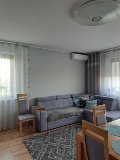 Mieszkanie 3-pokojowe Piaseczno. Zdjęcie 1