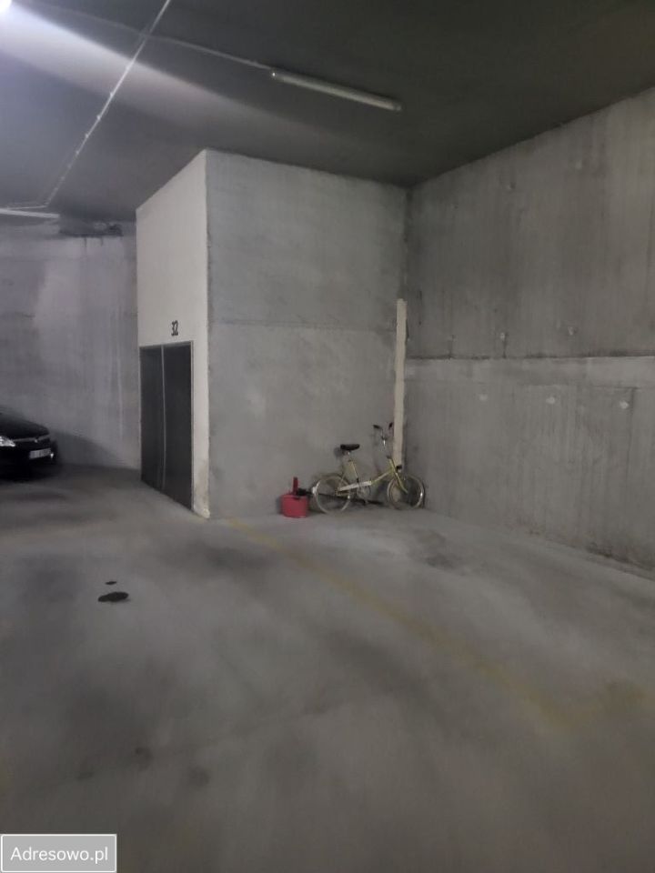 Garaż/miejsce parkingowe Białystok, ul. Kręta. Zdjęcie 2