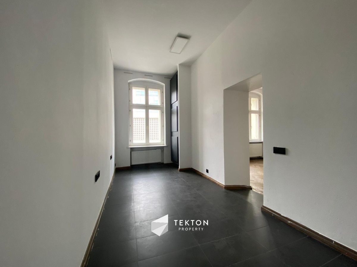 Mieszkanie 3-pokojowe Poznań Stare Miasto, ul. Franciszka Ratajczaka. Zdjęcie 27