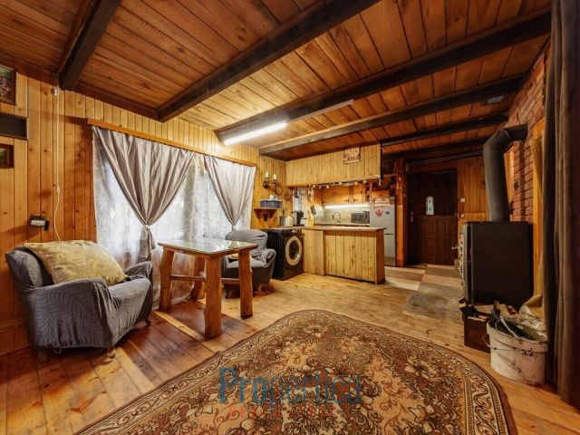 dom wolnostojący, 2 pokoje Trzcianka. Zdjęcie 2