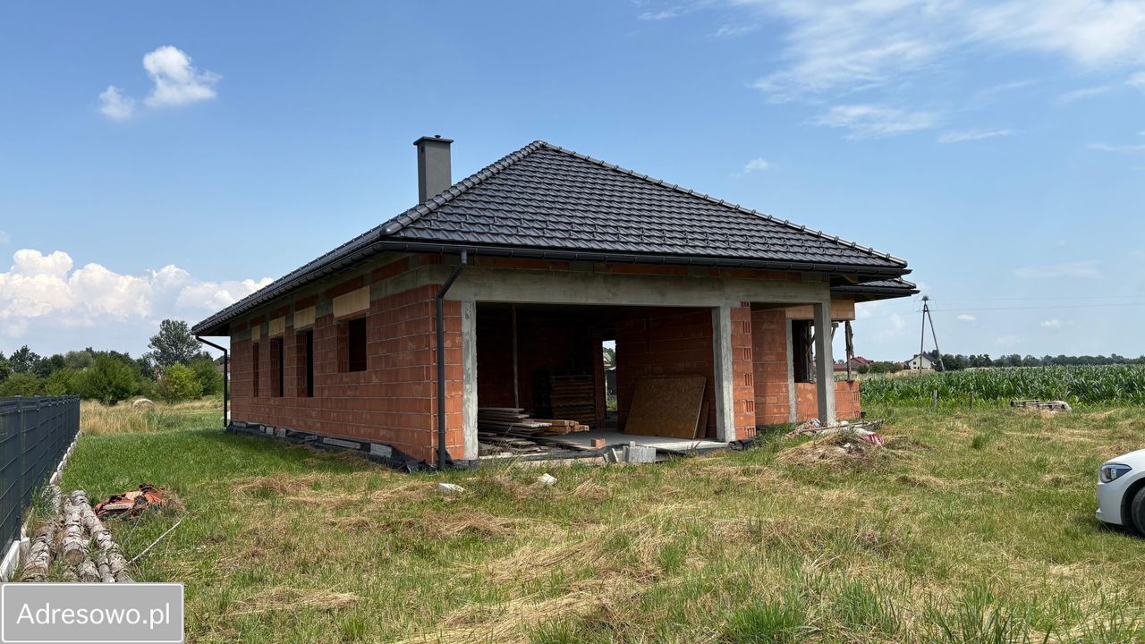 dom wolnostojący, 4 pokoje Wola Batorska. Zdjęcie 1