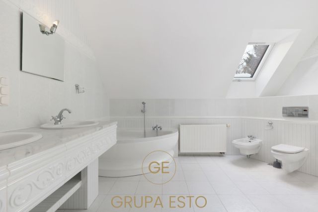 dom wolnostojący, 8 pokoi Kraków Kliny, ul. Narvik. Zdjęcie 9