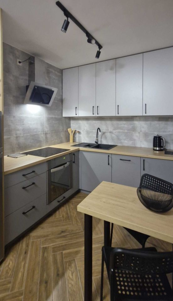 Mieszkanie 2-pokojowe Warszawa Śródmieście, ul. Zielna. Zdjęcie 2