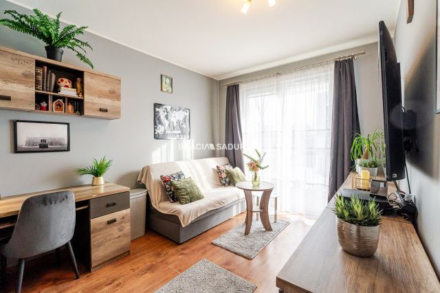 Mieszkanie 2-pokojowe Kraków Płaszów, ul. Myśliwska. Zdjęcie 2