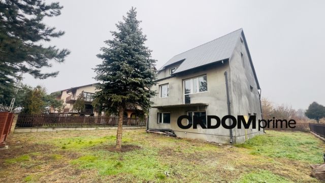 dom wolnostojący, 5 pokoi Staszów. Zdjęcie 1