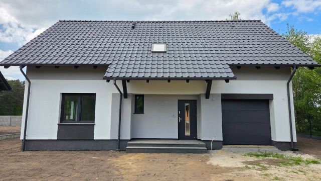 dom wolnostojący Kuźniki, ul. Lipowa. Zdjęcie 1