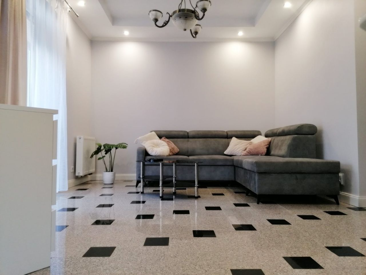 Mieszkanie 3-pokojowe Kielce Herby, ul. Przemysłowa. Zdjęcie 2