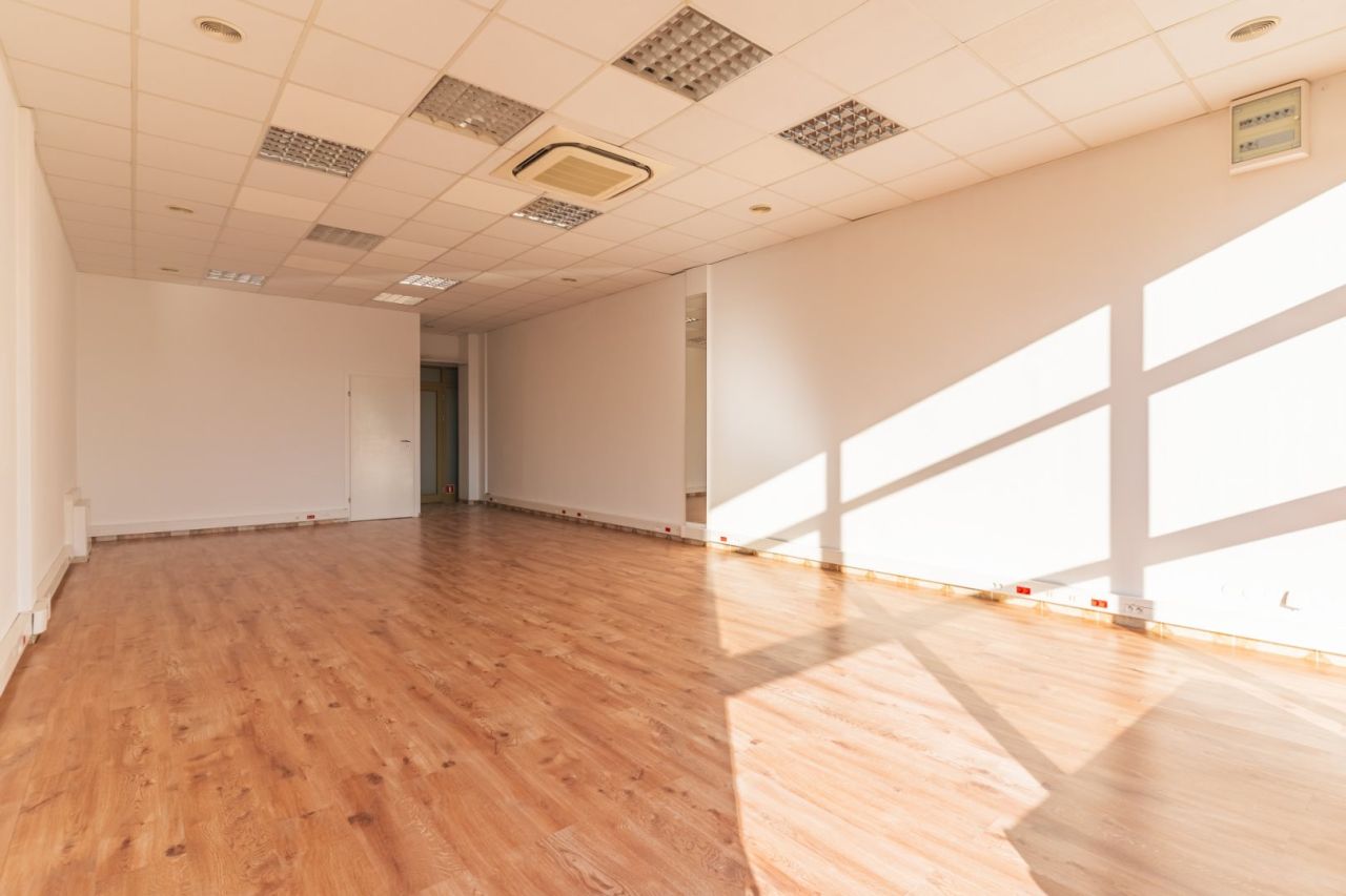 Lokal Wrocław Krzyki, ul. Ołtaszyńska. Zdjęcie 2