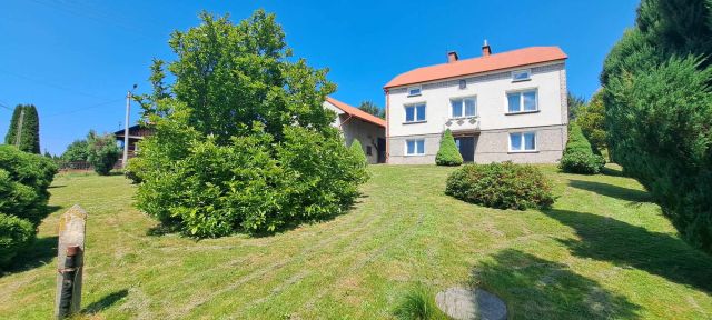 dom wolnostojący, 5 pokoi Lubenia. Zdjęcie 1