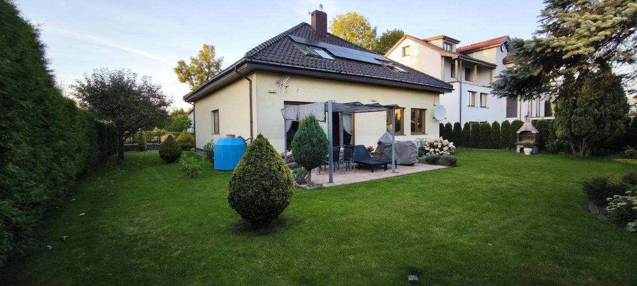 dom wolnostojący, 5 pokoi Reda Ciechocino, ul. Wiejska. Zdjęcie 7