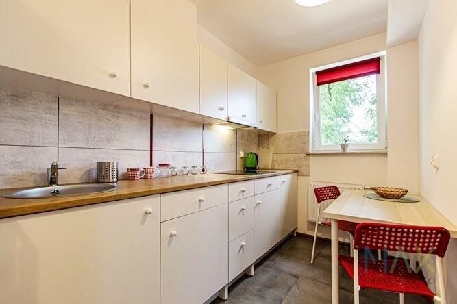 Mieszkanie 4-pokojowe Kraków, ul. gen. Jakuba Jasińskiego. Zdjęcie 5