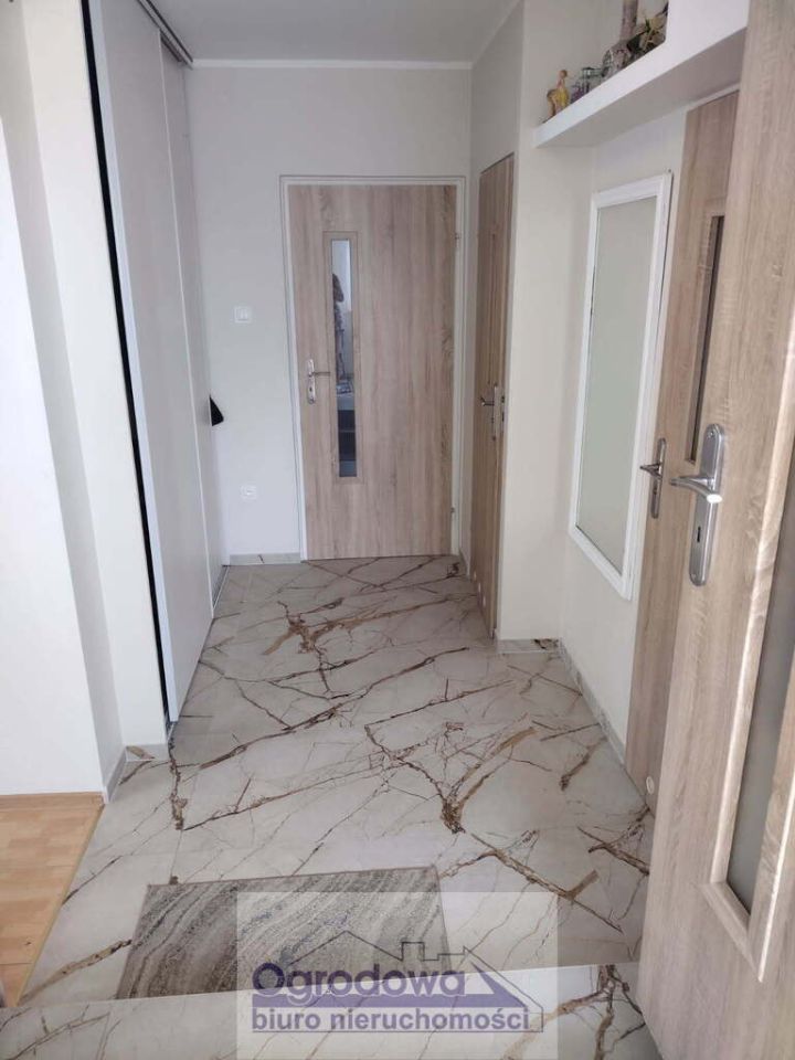 dom wolnostojący, 7 pokoi Łochów. Zdjęcie 11