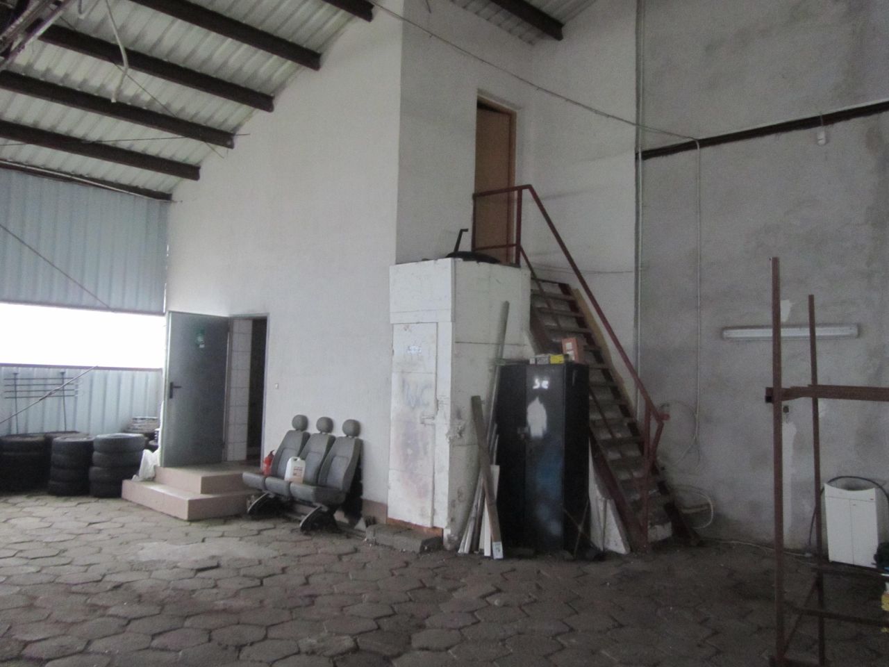 Hala/magazyn Brzezie k. Sulechowa, ul. Żwirki i Wigury. Zdjęcie 6