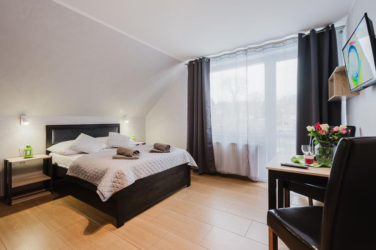 dom wolnostojący, 12 pokoi Krynica Morska, ul. Rybacka. Zdjęcie 11