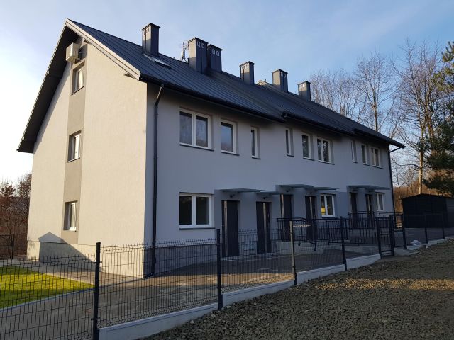 Mieszkanie 3-pokojowe Brzesko Centrum, ul. Czarnowiejska. Zdjęcie 1
