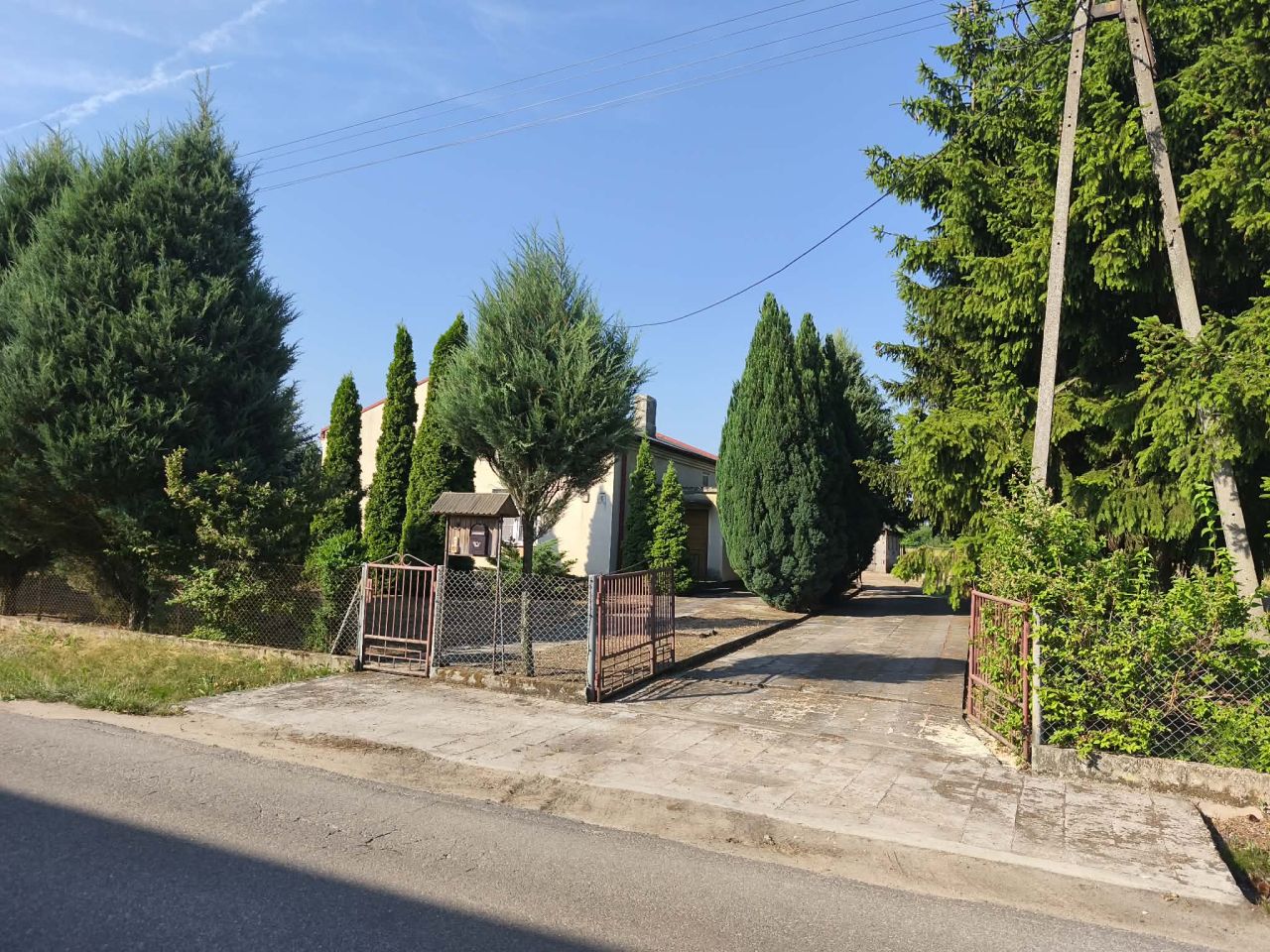 dom wolnostojący, 3 pokoje Leszno. Zdjęcie 2