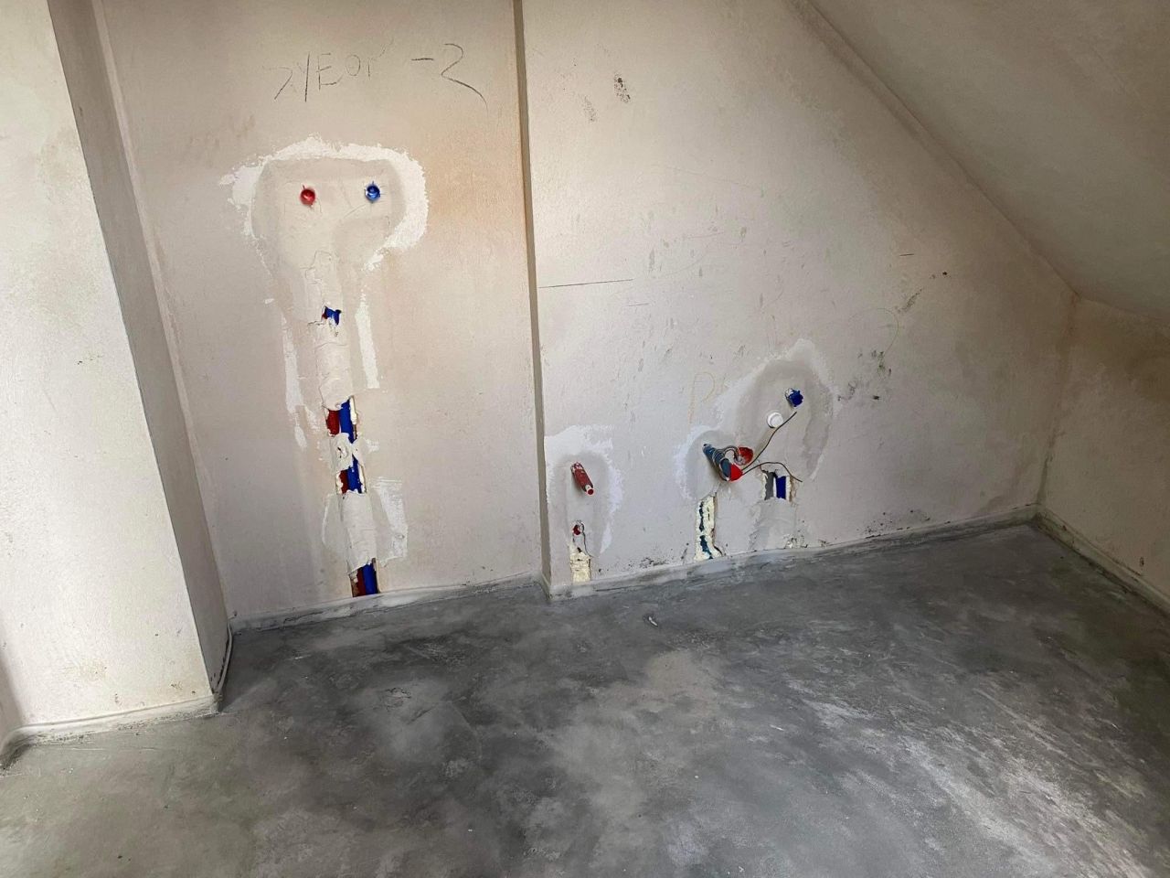 dom wolnostojący, 5 pokoi Cmolas Środek. Zdjęcie 14