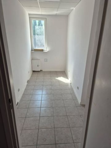 Biuro Płock, ul. Witolda Zglenickiego. Zdjęcie 1