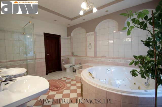 dom wolnostojący, 8 pokoi Izabelin C, Izabelin. Zdjęcie 9