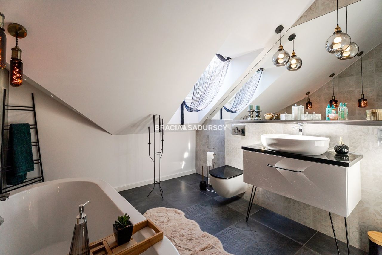 dom wolnostojący, 6 pokoi Wietrzychowice. Zdjęcie 24