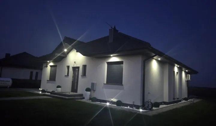 dom wolnostojący, 3 pokoje Leśnica