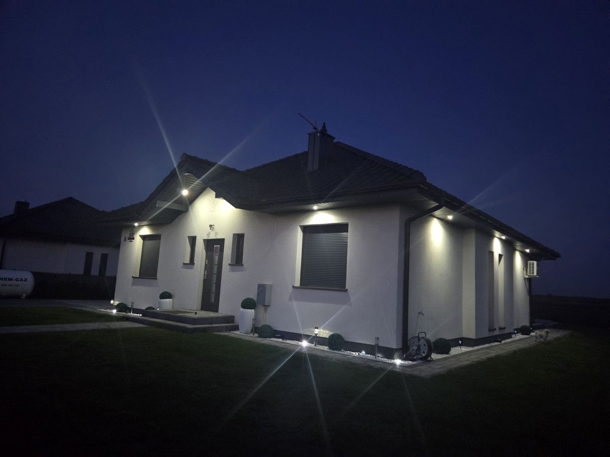 dom wolnostojący, 3 pokoje Leśnica