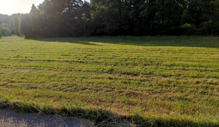 Działka budowlana Sade Budy