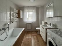 dom wolnostojący, 8 pokoi Lipienice Lipienice Dolne. Zdjęcie 1