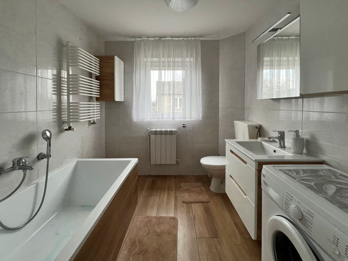 dom wolnostojący, 8 pokoi Lipienice Lipienice Dolne. Zdjęcie 2