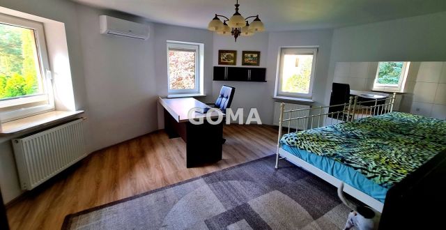 dom wolnostojący, 7 pokoi Józefów Centrum. Zdjęcie 16