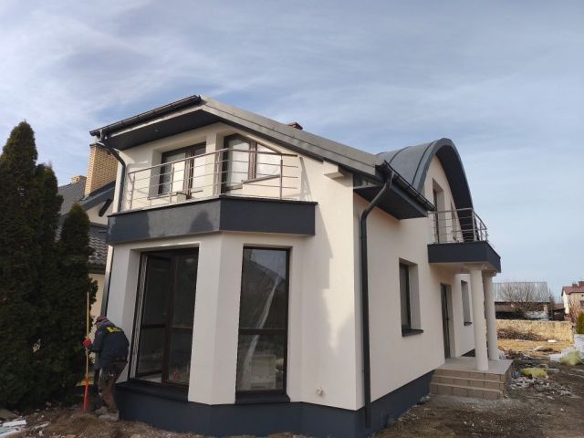 dom, 4 pokoje Lubaczów. Zdjęcie 1