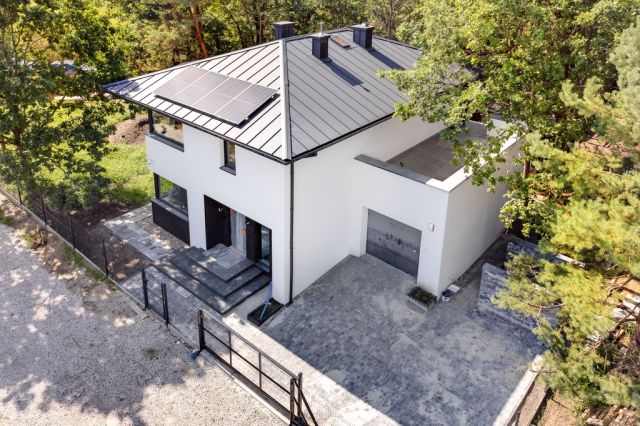 dom wolnostojący, 6 pokoi Wiązowna, ul. Klonowa. Zdjęcie 2