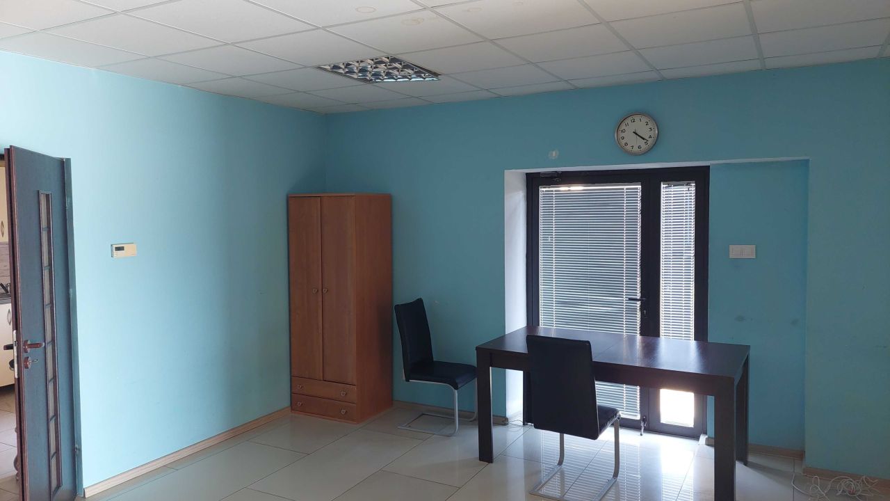 dom wolnostojący, 2 pokoje Maków. Zdjęcie 5