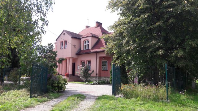 dom wolnostojący, 6 pokoi Imielno, ul. Wesoła. Zdjęcie 1