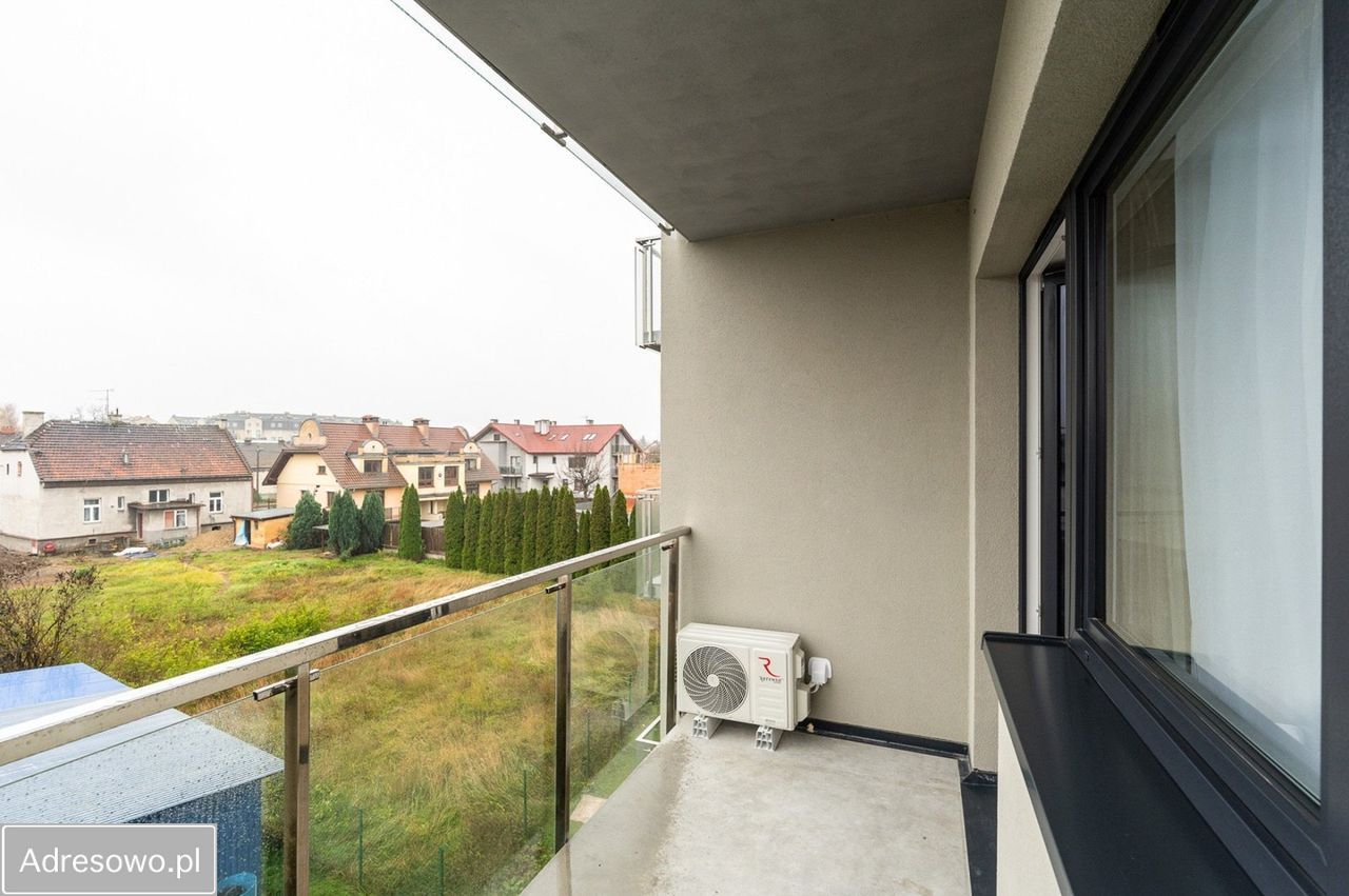 Mieszkanie 4-pokojowe Kraków Podgórze, ul. Kazimierza Siemienowicza. Zdjęcie 3