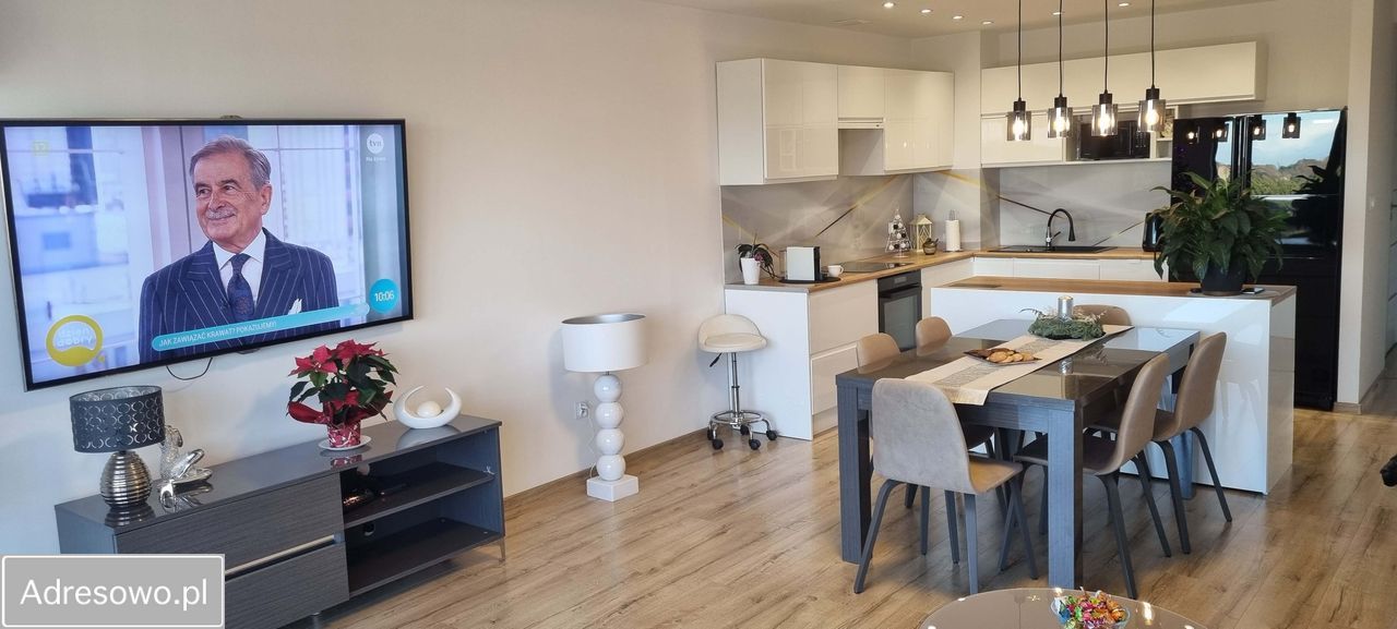 Mieszkanie 4-pokojowe Bydgoszcz Fordon, ul. ks. Zygmunta Trybowskiego. Zdjęcie 2