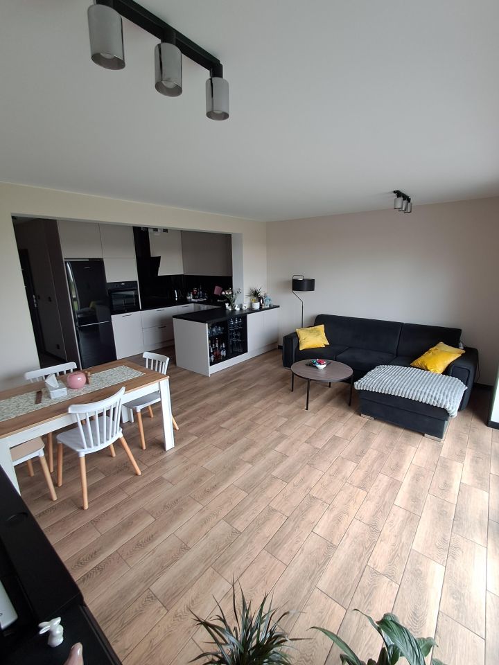 bliźniak, 4 pokoje Mikoszowa. Zdjęcie 1