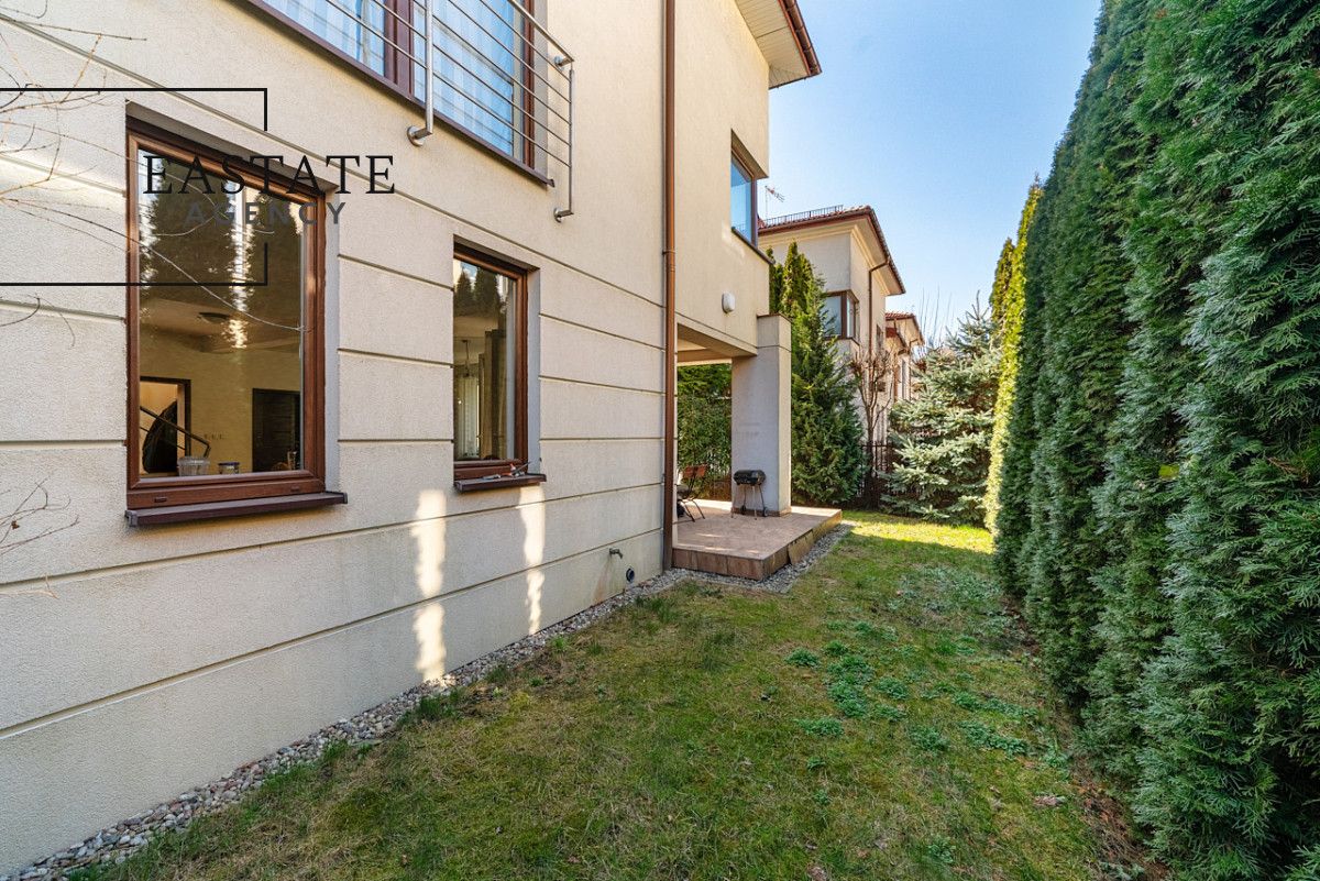 bliźniak, 9 pokoi Warszawa Wawer, ul. Wał Miedzeszyński. Zdjęcie 18