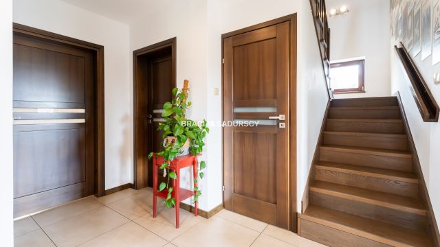 dom wolnostojący, 5 pokoi Bochnia, ul. Wiśnicka. Zdjęcie 29