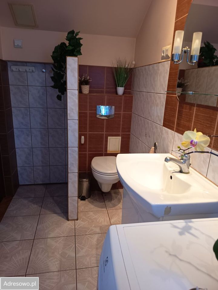 Mieszkanie 5-pokojowe Krzyszczynka. Zdjęcie 2