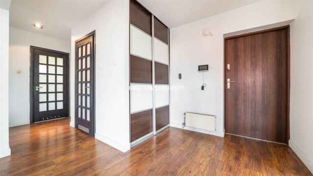 dom wolnostojący, 10 pokoi Kraków Prądnik Czerwony, ul. Promienistych. Zdjęcie 36