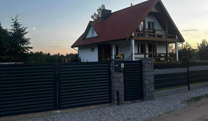 dom wolnostojący, 4 pokoje Mrozy Wielkie, ul. Jeziorna