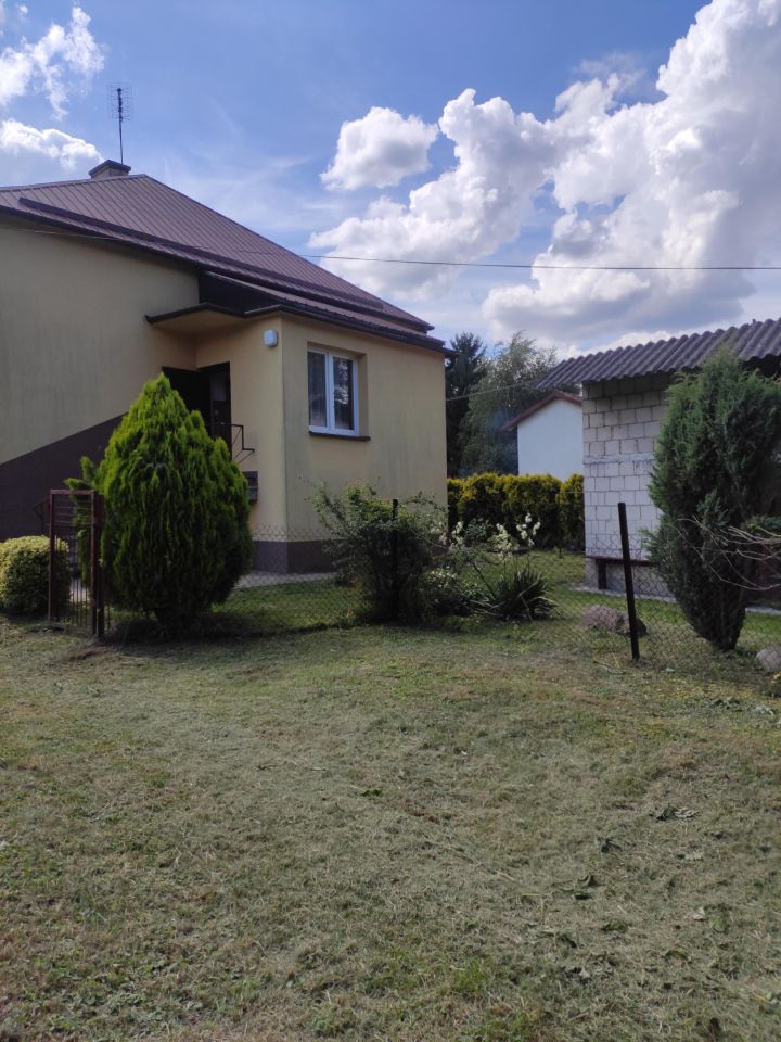 dom wolnostojący, 3 pokoje Kosina, Kosina. Zdjęcie 2