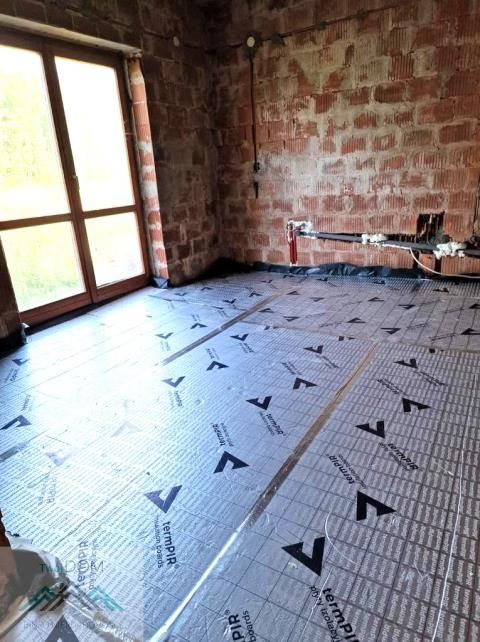 dom wolnostojący, 5 pokoi Kiełczyna. Zdjęcie 10