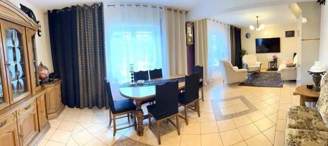 dom wolnostojący, 4 pokoje Sedranki. Zdjęcie 8