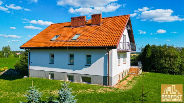 dom wolnostojący, 10 pokoi Ługwałd. Zdjęcie 3