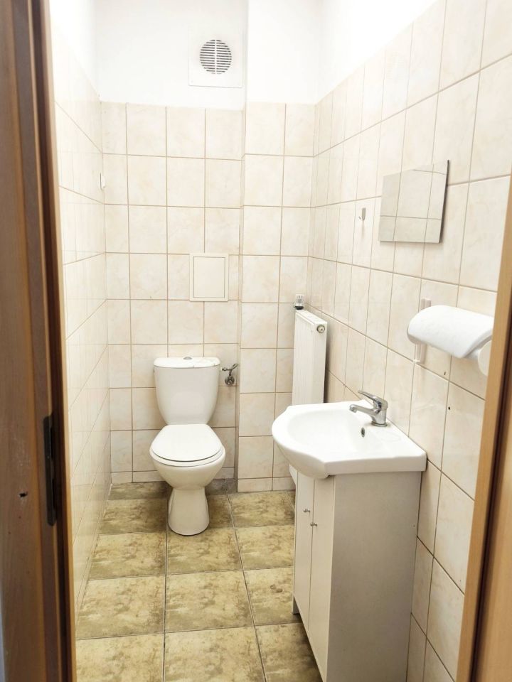 Lokal Opole Zakrzów, ul. Bartosza Głowackiego. Zdjęcie 11