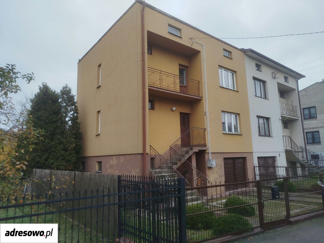 bliźniak, 5 pokoi Ostrowiec Świętokrzyski, ul. Jana Kasprowicza. Zdjęcie 1