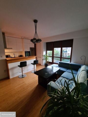 Mieszkanie 3-pokojowe Legnica, ul. Armii Krajowej. Zdjęcie 1