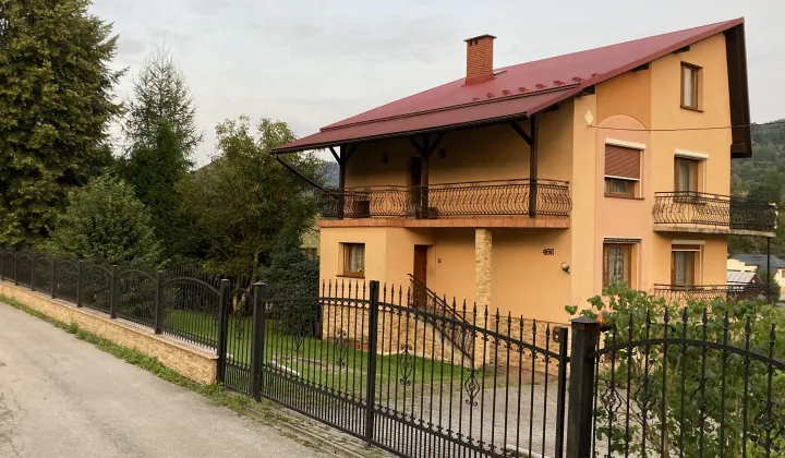 dom wolnostojący, 6 pokoi Pewel Wielka